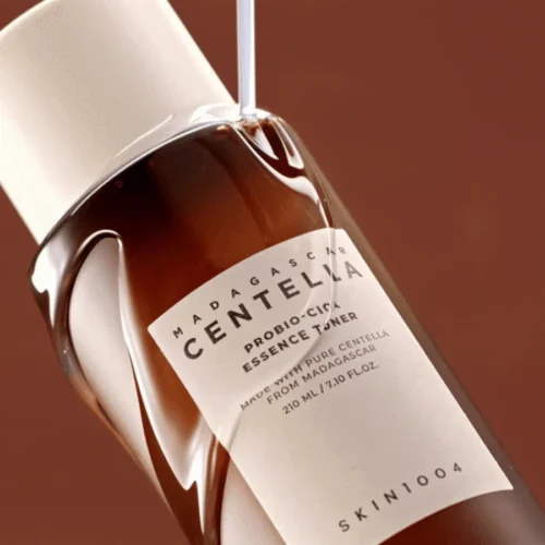SKIN1004 Madagascar Centella Probio-Cica Essence Toner
