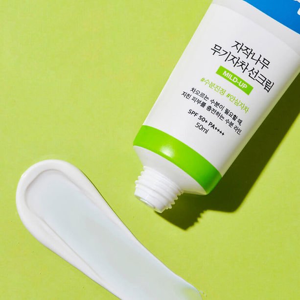 Round Lab Birch Juice Moisturizing Mild-Up Sunscreen SPF50+ PA++++ 5 Round Lab Birch Juice Moisturizing Mild-Up Sunscreen SPF50+ PA++++