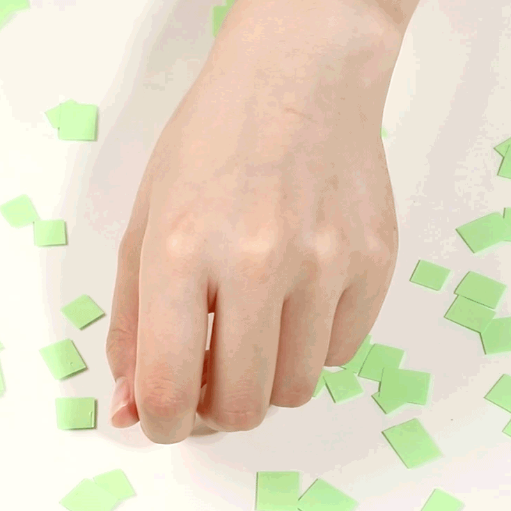 Round Lab Pine Calming Cica Airy Sun Stick SPF50+ PA++++ 2 Round Lab Pine Calming Cica Airy Sun Stick SPF50+ PA++++